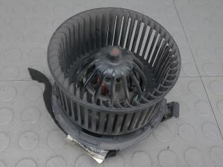 моторчик печки Renault Duster 1 поколение 2011, 1.6 л., бензин, МКПП, внедорожник 5 дв., N1660978015