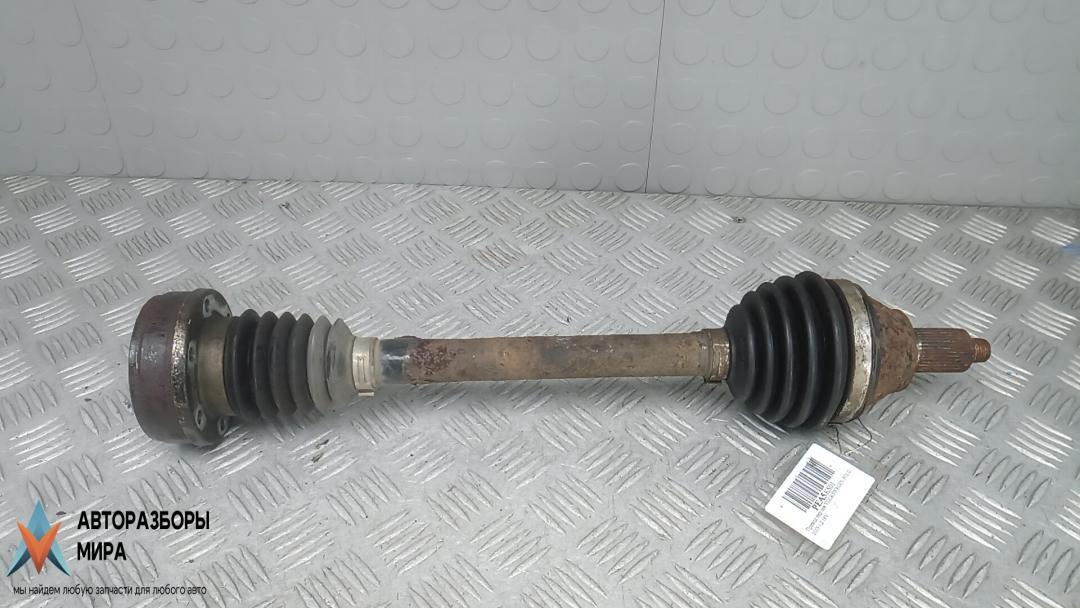 полуось передняя левая (приводной вал, ШРУС) Volkswagen Polo 5 поколение 2013, 1.2 л., бензин, МКПП, хетчбэк 5 дв., 6R0407761 - фото №1