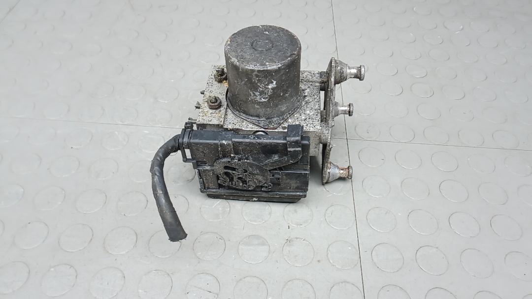 блок ABS Volkswagen Crafter 1 поколение 2008, 2.5 л., дизель, МКПП, микроавтобус, A0014467989 - фото №1