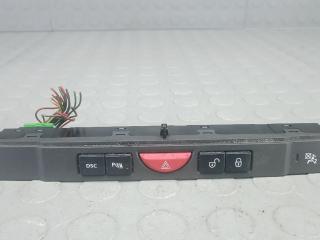 кнопка аварийной сигнализации Land Rover Range Rover Sport 1 поколение 2006, 2.7 л., TDVM, дизель, АКПП, внедорожник 5 дв., YUL500570WUX