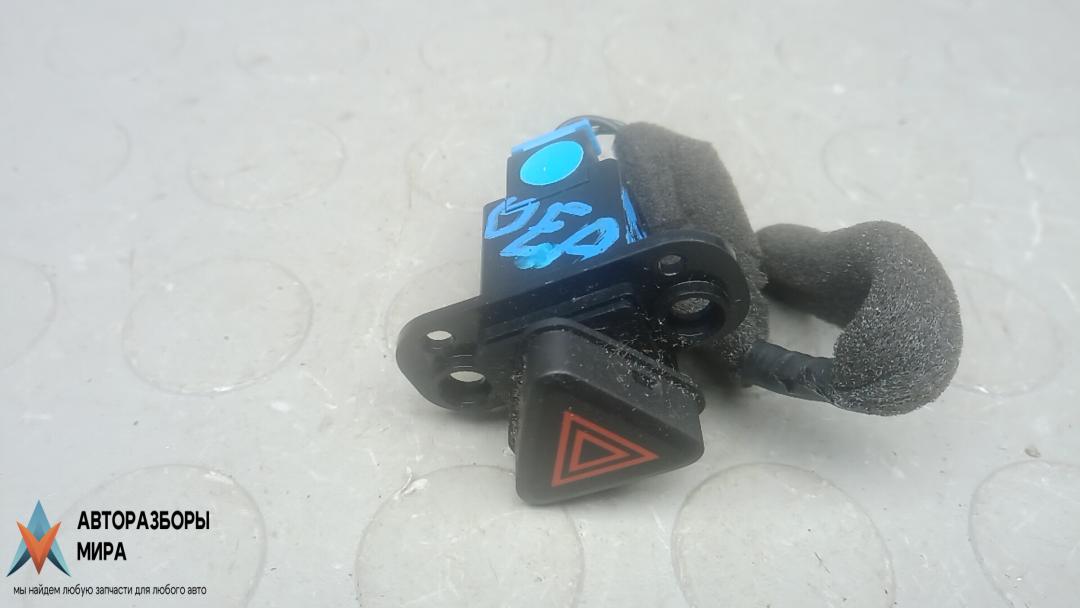 кнопка аварийной сигнализации Chevrolet Orlando 1 поколение 2011, 1.8 л., бензин, МКПП, минивэн, 96850323 - фото №1