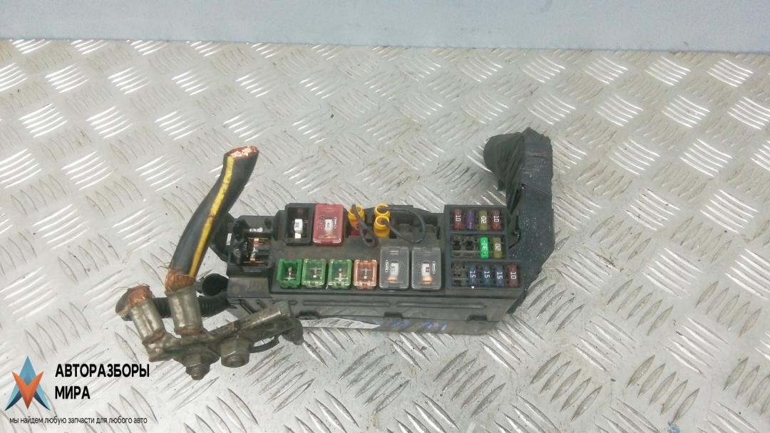 блок предохранителей Nissan Primera P12 2002, 2.2 л., дизель, МКПП, универсал - фото №1