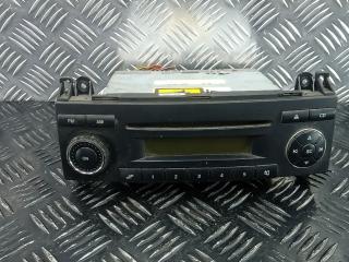 магнитола Volkswagen Crafter 1 поколение 2008, 2.5 л., дизель, МКПП, микроавтобус