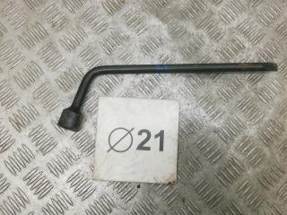 ключ колесный (балонный) Toyota Corolla 10 поколение (E140/E150) 2007, 1.4 л., D-4D, дизель, МКПП, седан