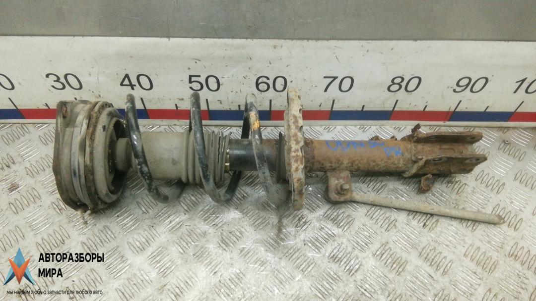 Стойка Nissan Note E11 2006, 1.4 л., бензин, МКПП, хетчбэк 5 дв. - фото №1