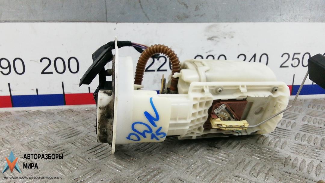 насос топливный Volkswagen Golf 5 поколение 2005, 1.4 л., бензин, МКПП, хетчбэк 5 дв. - фото №1