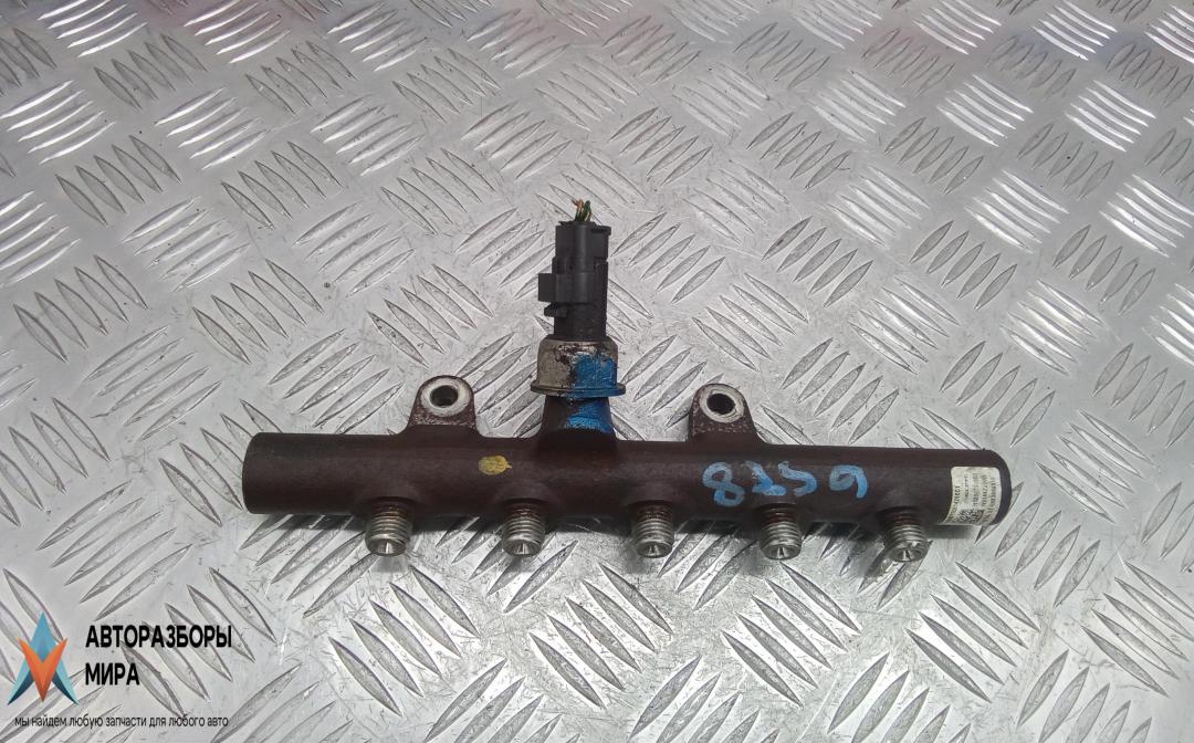 топливная рампа Renault Megane 3 поколение 2009, 1.5 л., дизель, МКПП, хетчбэк 5 дв., H8200701640 - фото №1