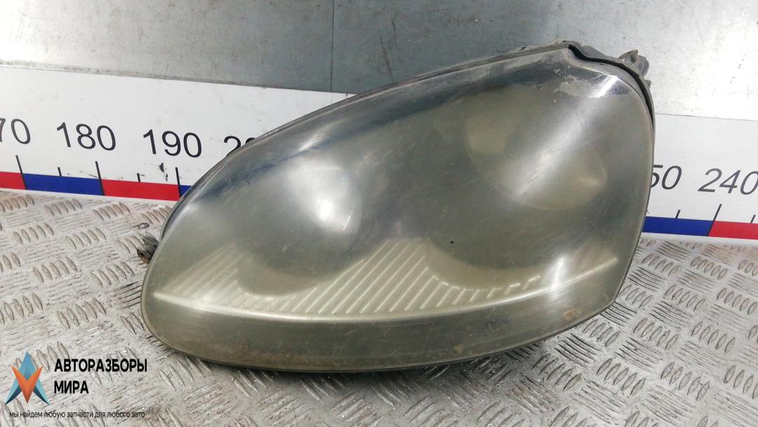 фара левая Volkswagen Golf 6 поколение 2008, 2.0 л., дизель, МКПП, хетчбэк 5 дв. - фото №1