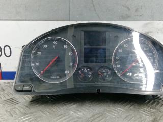 приборная панель Volkswagen Golf 5 поколение 2005, 1.4 л., бензин, МКПП, хетчбэк 5 дв., 1K0920862
