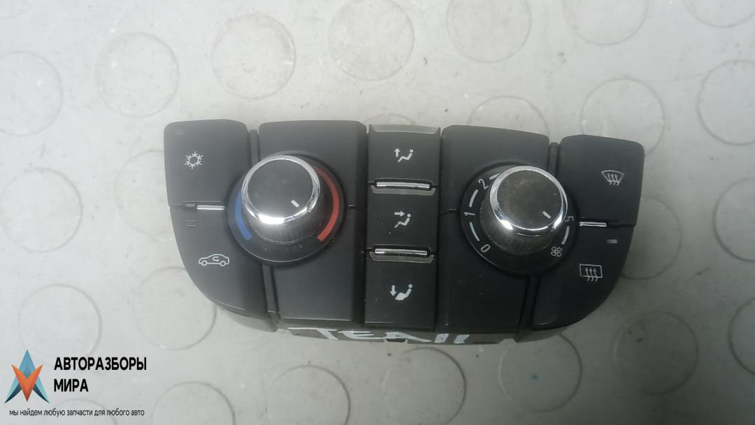 блок управления печки / климат-контроля Opel Astra J 2010, 1.6 л., бензин, МКПП, хетчбэк 5 дв., 13337691 - фото №1