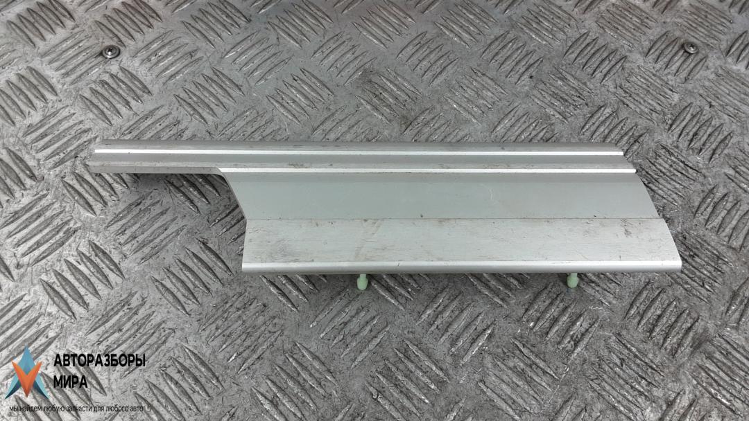 накладка на порог внутренняя Land Rover Range Rover 4 поколение 2012, 4.4 л., дизель, АКПП, внедорожник 5 дв., EAP500930 - фото №1