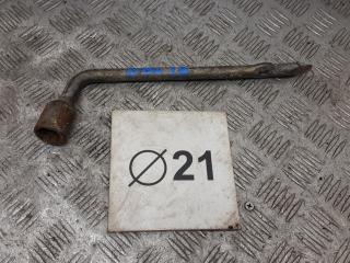 ключ колесный (балонный) Volvo V40 1 поколение [рестайлинг] 1999, 1.8 л., бензин, МКПП, универсал