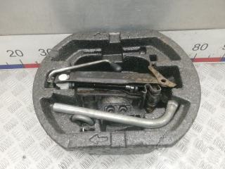 ящик под инструменты / набор инструментов Skoda Fabia 2 поколение (5J) 2009, 1.4 л., бензин, МКПП, хетчбэк 5 дв.