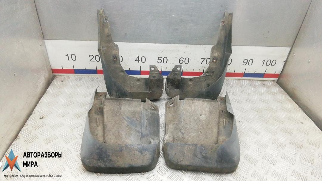 брызговик Honda CR-V 3 поколение 2008, 2.2 л., дизель, МКПП, внедорожник 5 дв., ., 75800SWWE00, 75810SWWE00, 75820-SWW-E00, 75830-SWW-E00 - фото №1