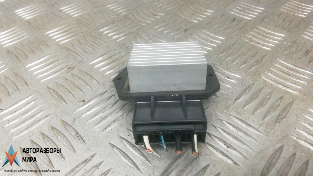 сопротивление печки Toyota Avensis 2 поколение (T250) 2004, 1.8 л., бензин, МКПП, хетчбэк 5 дв., 499300-2121 - фото №1