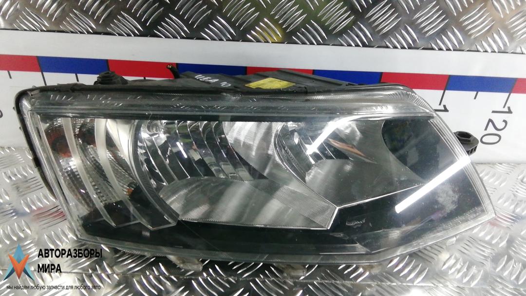 фара правая Skoda Octavia 3 поколение (A7) 2014, 1.6 л., дизель, МКПП, хетчбэк 5 дв. - фото №1