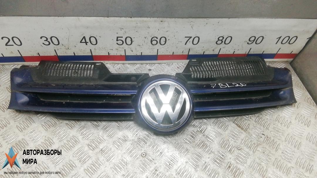 решетка радиатора Volkswagen Golf 5 поколение 2004, 1.9 л., дизель, МКПП, хетчбэк 5 дв., 1K0853651A - фото №1