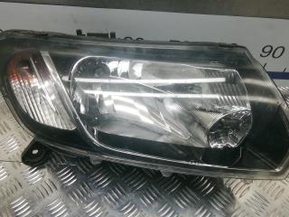 фара правая Dacia Sandero 2 поколение 2015, 1.2 л., бензин, МКПП, хетчбэк 5 дв.