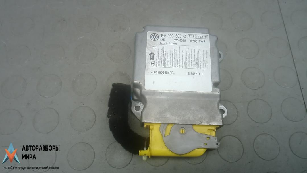блок AirBag Volkswagen Golf Plus 1 поколение 2008, 1.9 л., дизель, МКПП, хетчбэк 5 дв., 1K0909605C - фото №1