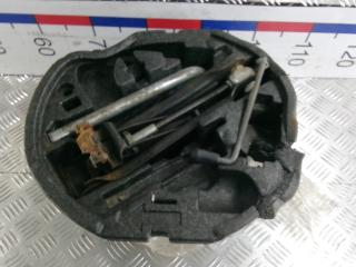 ящик под инструменты / набор инструментов Skoda Octavia 2 поколение (A5) 2005, 1.6 л., бензин, МКПП, хетчбэк 5 дв.