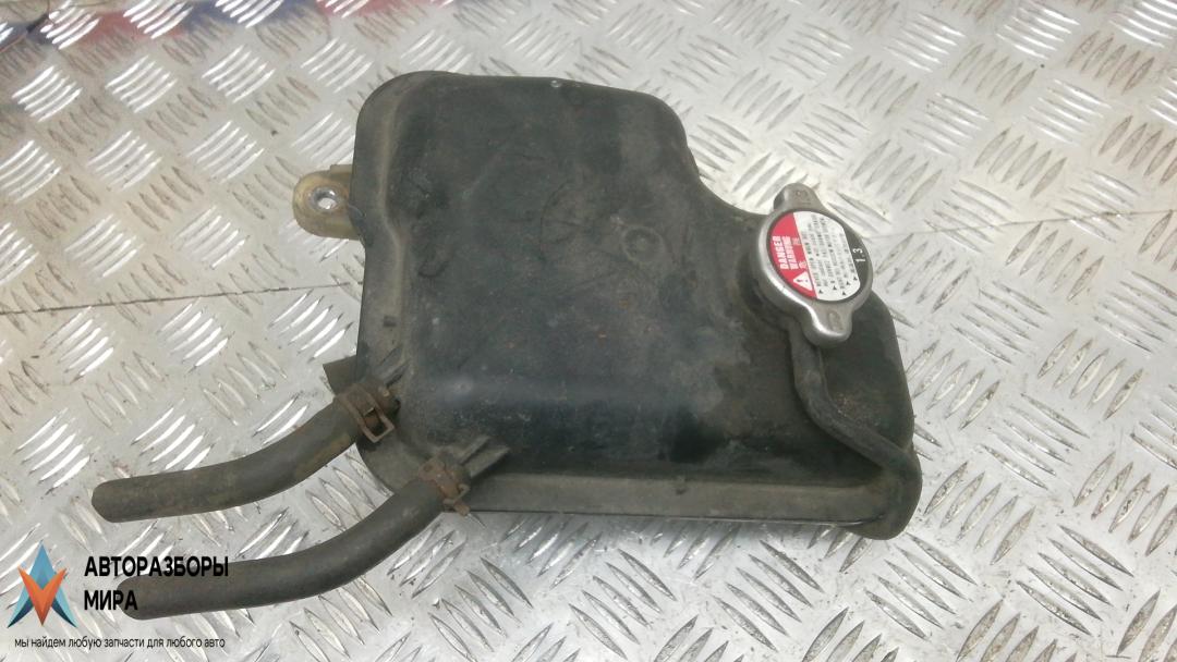 бачок расширительный Honda CR-V 3 поколение 2007, 2.2 л., дизель, МКПП, внедорожник 5 дв., 19045RBDE01, 19101R06E01 - фото №1