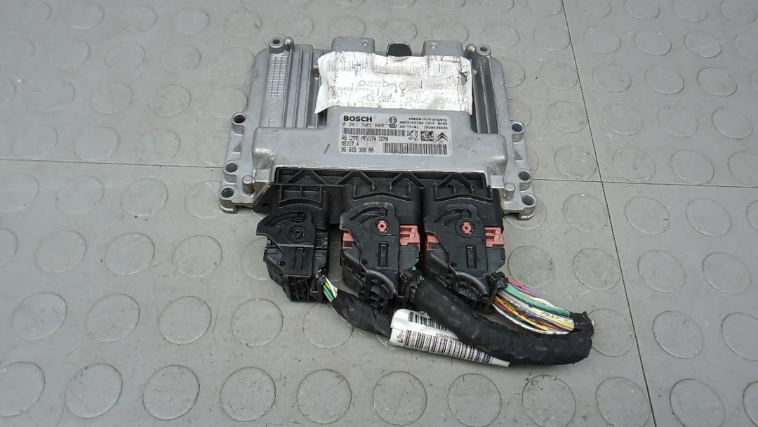 ЭБУ Peugeot 3008 1 поколение 2010, 1.6 л., бензин, МКПП, хетчбэк 5 дв., 0261S05863 - фото №1