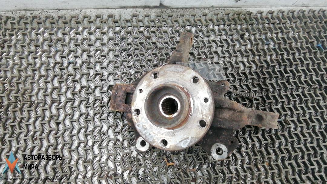 ступица передняя правая Renault Megane 3 поколение 2009, 1.5 л., дизель, МКПП, хетчбэк 5 дв. - фото №1