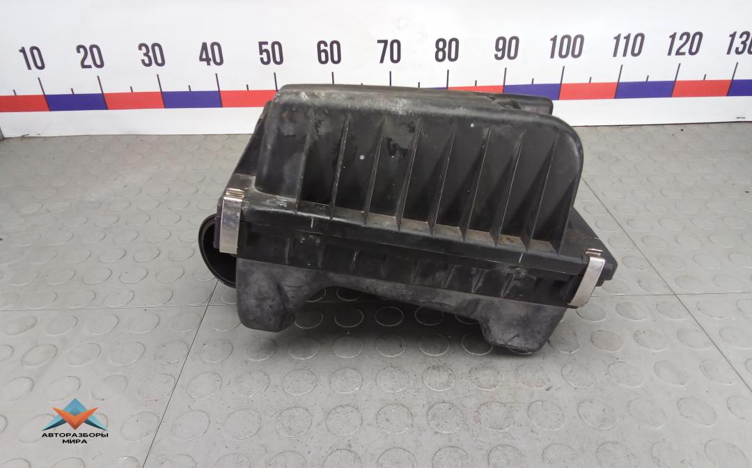 корпус воздушного фильтра Opel Zafira 1 поколение (A) 2001, 1.8 л., бензин, МКПП, минивэн - фото №1