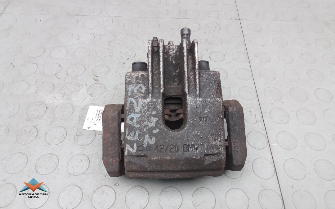 суппорт задний левый BMW 5 серия E60/E61 2005, 3.0 л., D 530d, дизель, АКПП, седан - фото №1