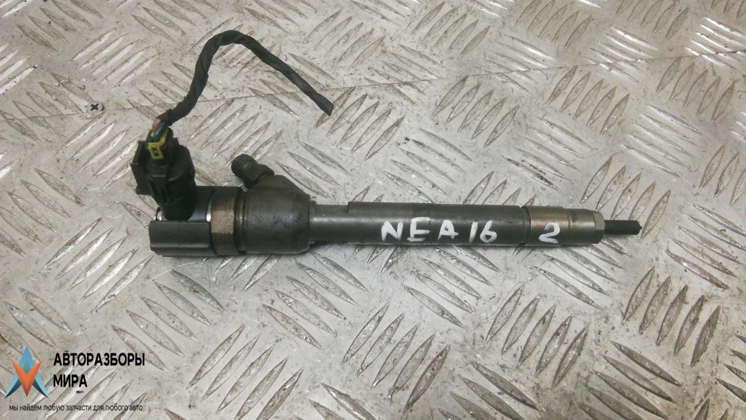 форсунка Hyundai ix35 1 поколение 2010, 2.0 л., дизель, МКПП, внедорожник 5 дв., 0445110374, 338002F300 - фото №1