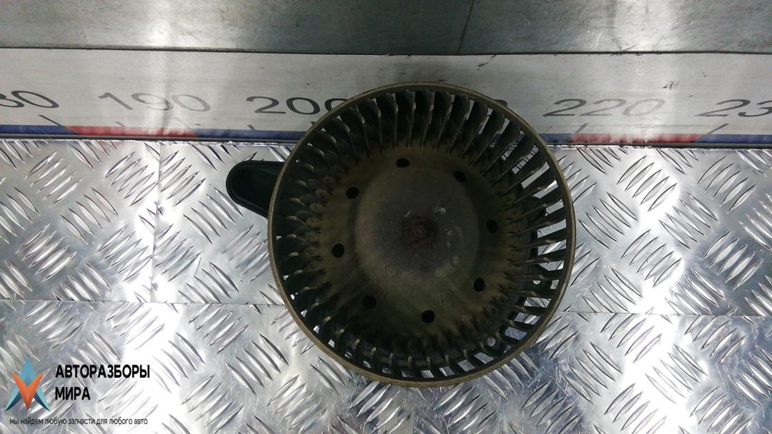 моторчик печки Ford F-Series 10 поколение 2001, 5.4 л., бензин, АКПП, пикап - фото №1