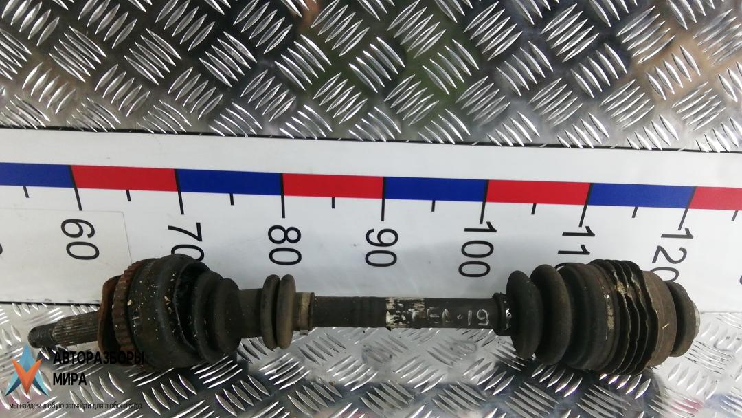 полуось передняя правая (приводной вал, ШРУС) Hyundai Santa Fe 2 поколение (CM) 2005, 2.0 л., дизель, МКПП, внедорожник 5 дв., 4950126561 - фото №1