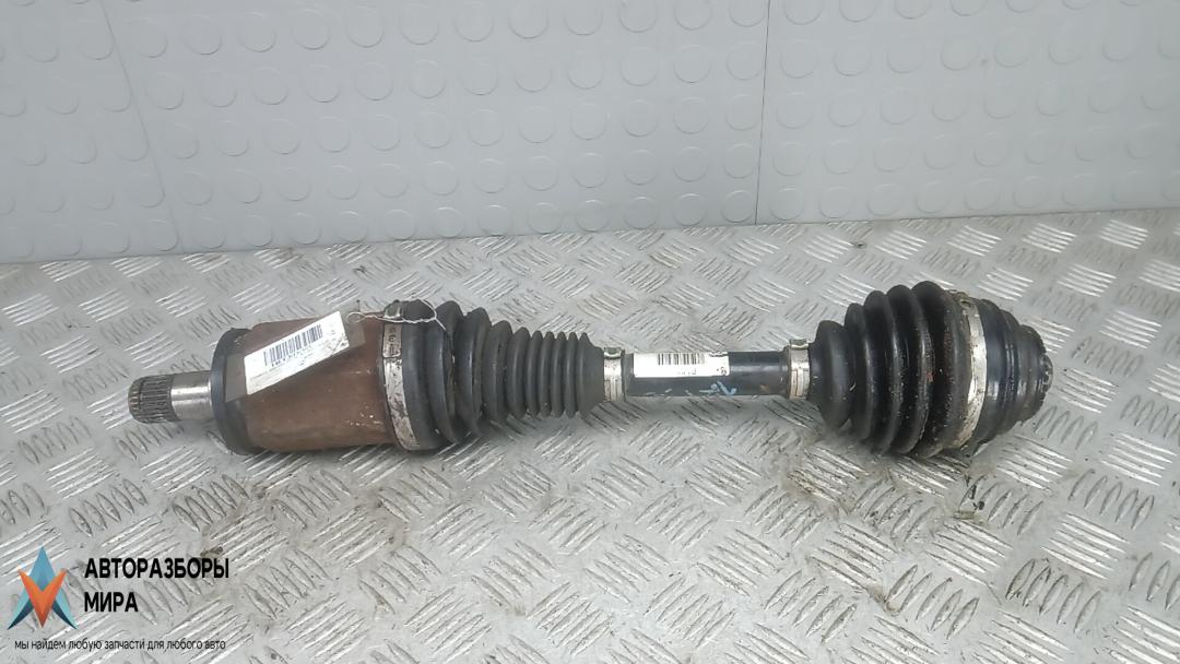 полуось передняя левая (приводной вал, ШРУС) BMW X1 E84 2011, 2.0 л., дизель, МКПП, внедорожник 5 дв., 7591681 - фото №1