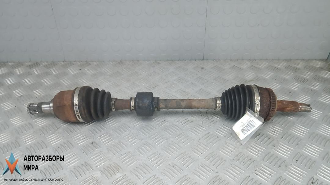 полуось передняя левая (приводной вал, ШРУС) Kia Ceed 2 поколение 2012, 1.6 л., дизель, МКПП, хетчбэк 5 дв., 49500A6100 - фото №1