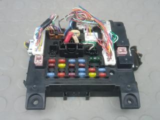 блок предохранителей Peugeot 4007 1 поколение 2008, 2.2 л., дизель, МКПП, внедорожник 5 дв., 8637A319