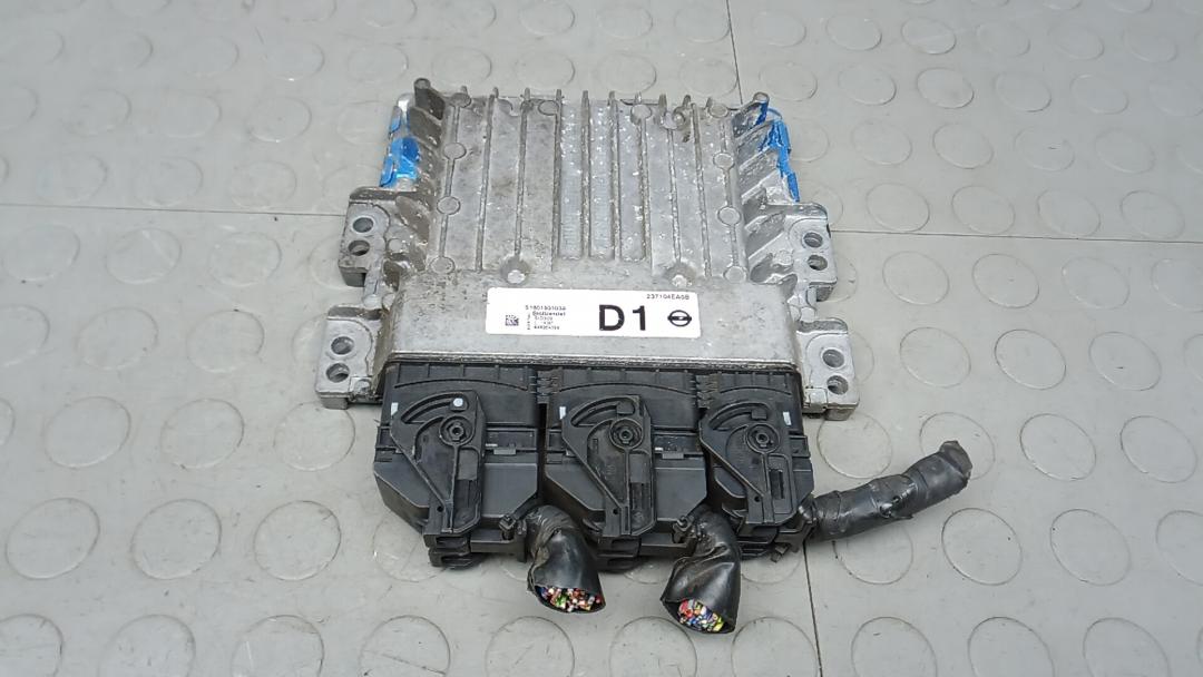 ЭБУ Nissan Qashqai 2 поколение 2014, 1.5 л., дизель, МКПП, хетчбэк 5 дв., S180193103A, 237104EA0B - фото №1