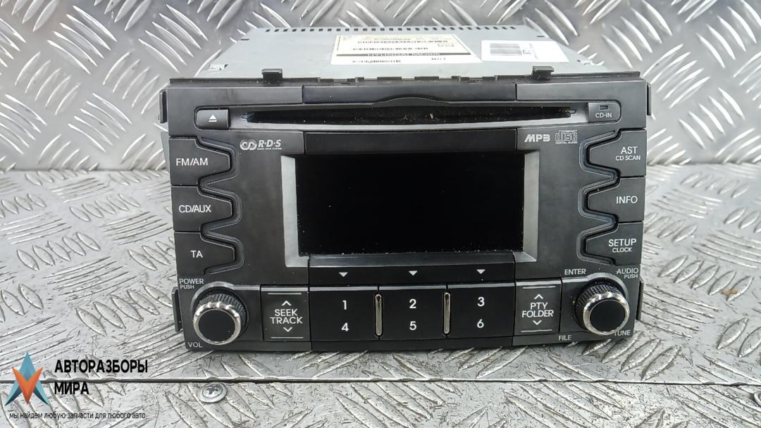 магнитола Kia Soul 1 поколение 2010, 1.6 л., CRDi 115, дизель, МКПП, хетчбэк 5 дв., 961402K405 - фото №1