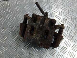 суппорт передний левый Nissan Pathfinder R51 2005, 2.5 л., дизель, МКПП, внедорожник 5 дв.