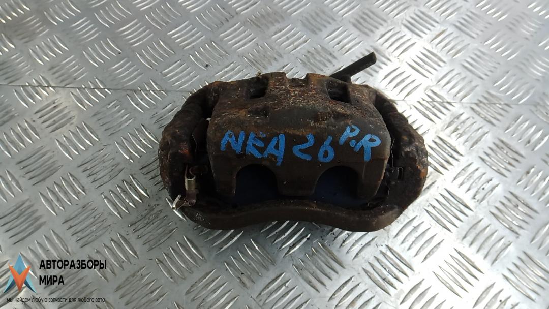 суппорт передний правый Nissan Pathfinder R51 2005, 2.5 л., дизель, МКПП, внедорожник 5 дв. - фото №1