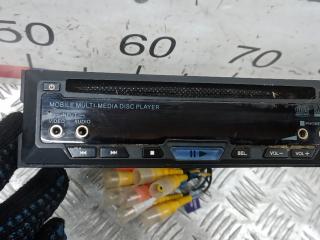 магнитола Renault Clio 3 поколение 2007, 1.4 л., бензин, МКПП, хетчбэк 5 дв.