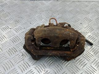 суппорт передний правый Mitsubishi L200 3 поколение [рестайлинг] 2004, 2.5 л., дизель, МКПП, пикап