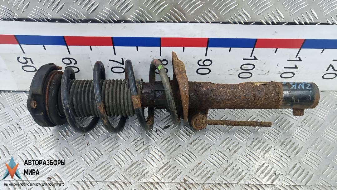 Стойка Volkswagen Tiguan 1 поколение 2009, 2.0 л., дизель, МКПП, внедорожник 5 дв., 5N0413031K, 5N0411105T - фото №1