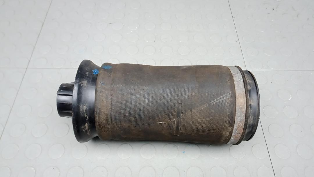 пневмоподушка Mercedes-Benz GL-Класс X164 2007, 3.0 л., GL320 CDI, дизель, АКПП, внедорожник 5 дв., A1663200325 - фото №1