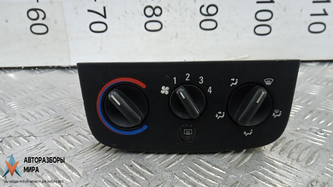 блок управления печки / климат-контроля Opel Combo 3 поколение (C) 2002, 1.7 л., дизель, МКПП, пикап, 24415145, 9196202, 1822041, 24415135, 1846300 - фото №1