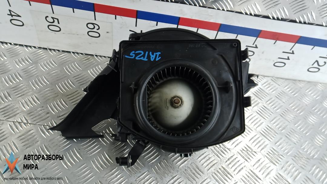 моторчик печки Renault Master 3 поколение 2012, 2.3 л., дизель, МКПП, микроавтобус - фото №1