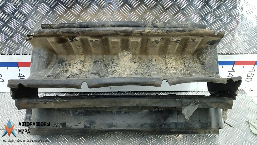 диффузор вентилятора Land Rover Discovery 3 поколение 2006, 2.7 л., TD V6, дизель, МКПП, внедорожник 5 дв., DXJ500092 - фото №1