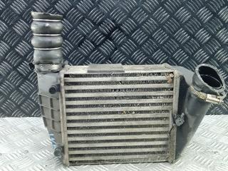 радиатор интеркулера Audi A4 B7 2006, 3.0 л., дизель, МКПП, универсал