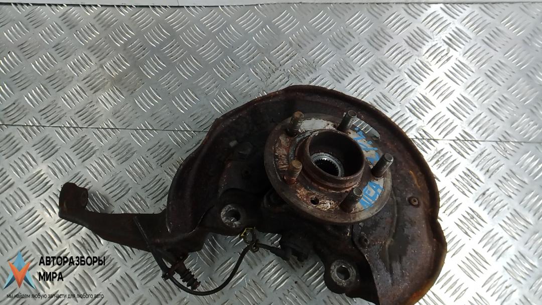 ступица передняя левая Land Rover Discovery 3 поколение 2006, 2.7 л., TD V6, дизель, МКПП, внедорожник 5 дв., RFM500010, RUB000234 - фото №1