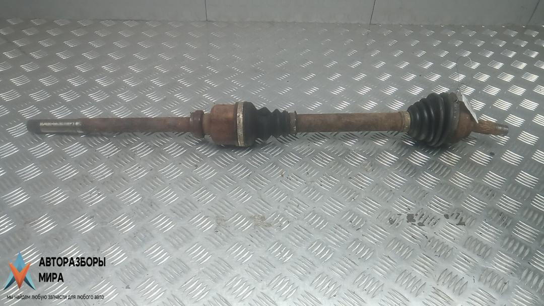 полуось передняя правая (приводной вал, ШРУС) Citroen C4 Grand Picasso 1 поколение 2008, 1.8 л., бензин, МКПП, минивэн - фото №1