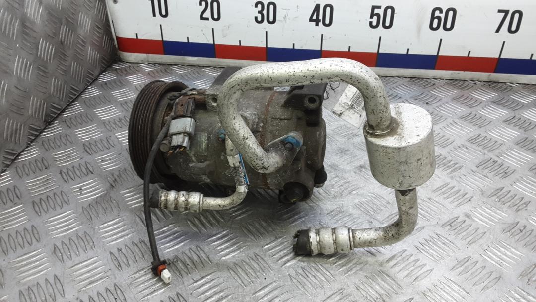 компрессор кондиционера Kia Sportage 3 поколение 2011, 1.6 л., бензин, МКПП, внедорожник 5 дв., 977012Y600 - фото №1